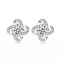 CRYSTAL CLOVER STUD EARRINGS - ÉCLAT MARBELLA