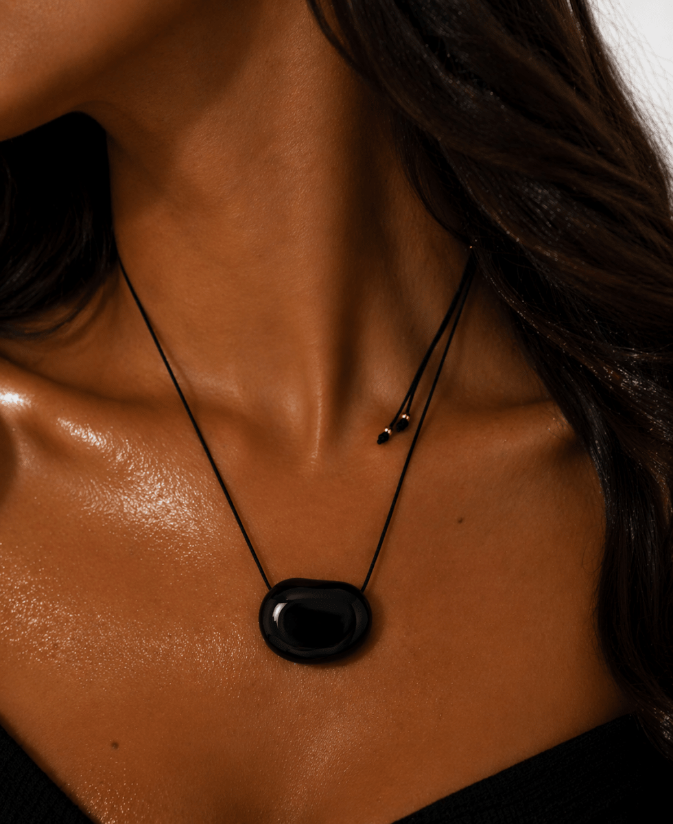 ONYX STONE NECKLACE