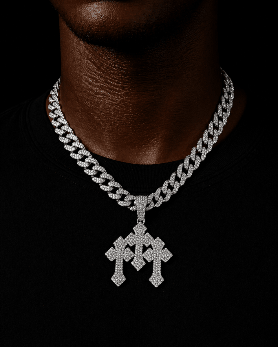 TRIPLE CROSS ICED PENDANT | SILVER